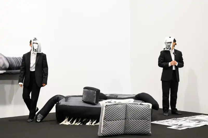 Art Basel 2026: Il fascino dell’originale tra mercato solido e la sfida interna di Parigi