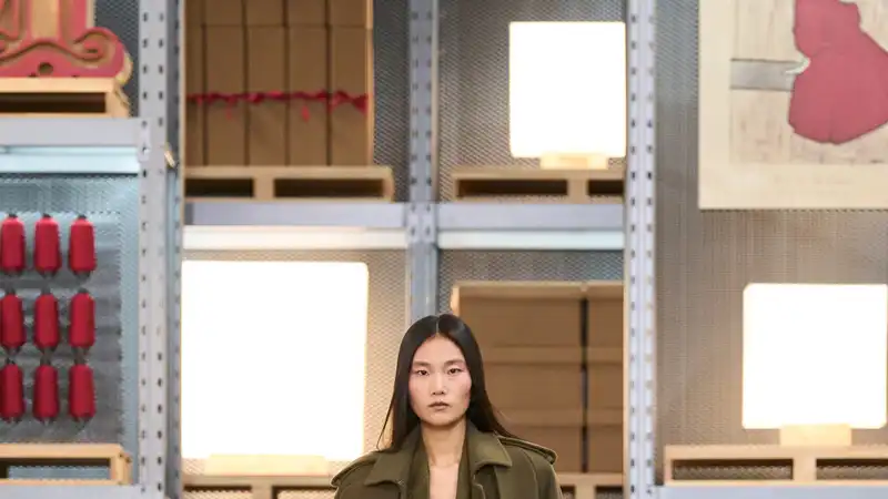 Max Mara a Shanghai: un ponte tra storia e futuro per celebrare 75 anni di eleganza