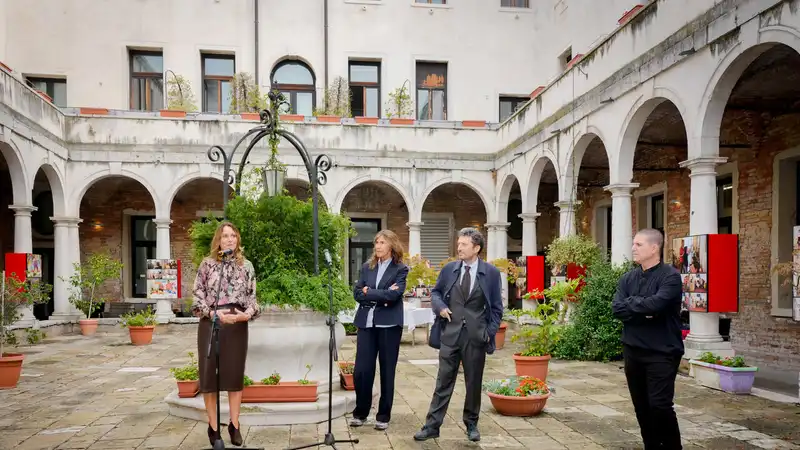 Promemoria, in mostra a Venezia le storie raccolte da Iodice in una casa di riposo