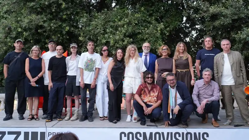 L’intelligenza artificiale riscrive l’estetica: Eva & Franco Mattes trionfano al 77° Premio Michetti