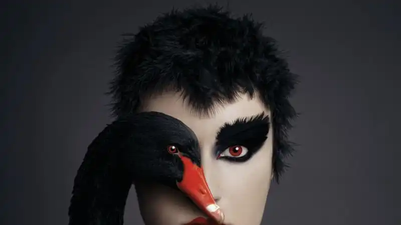 Florence Biennale inaugura 'Art Suite' con Flóra Borsi