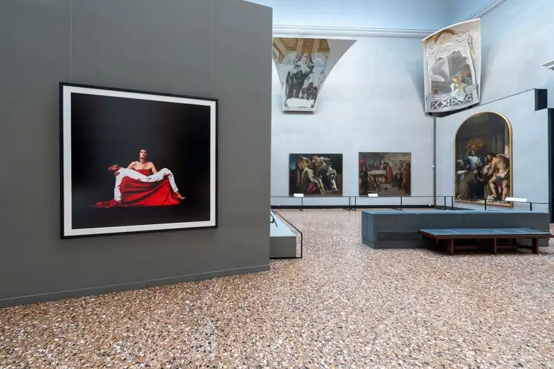 Dentro alla mostra veneziana di Marina Abramović