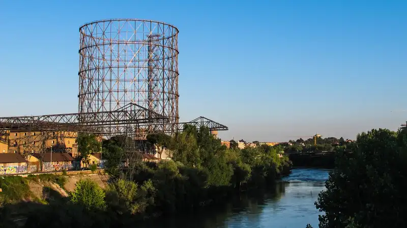 Un’opera per il Gazometro di Roma: la call per artisti e architetti under 35